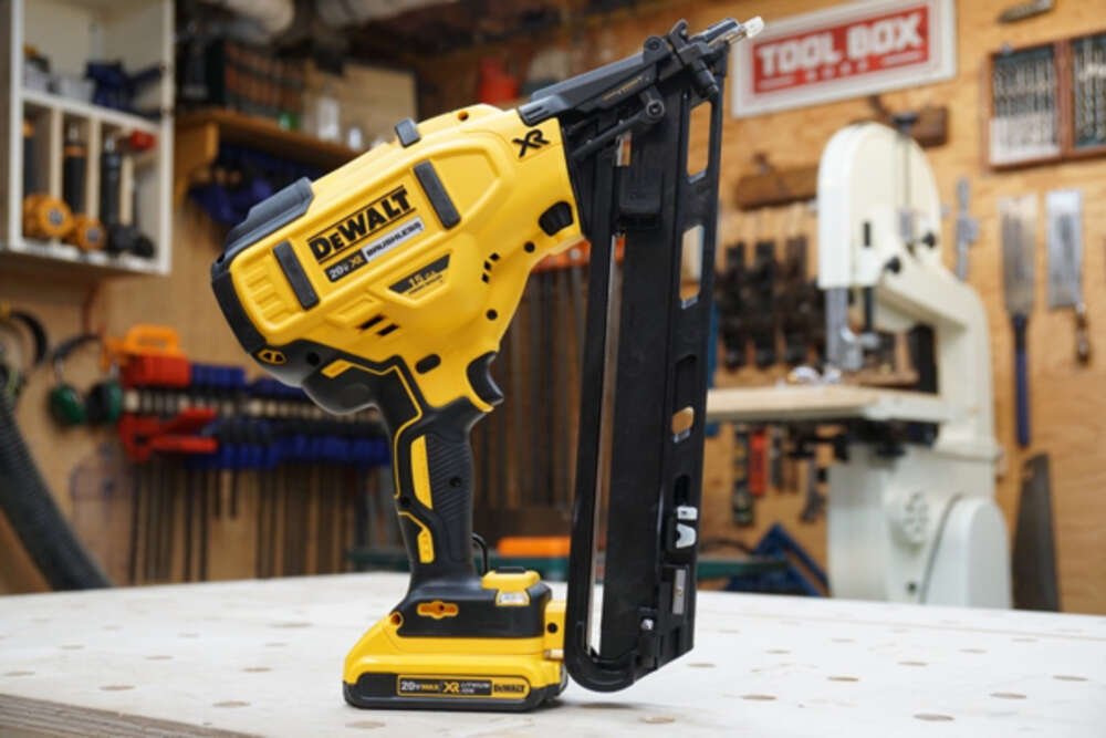 What is Angled Finish Nailer?