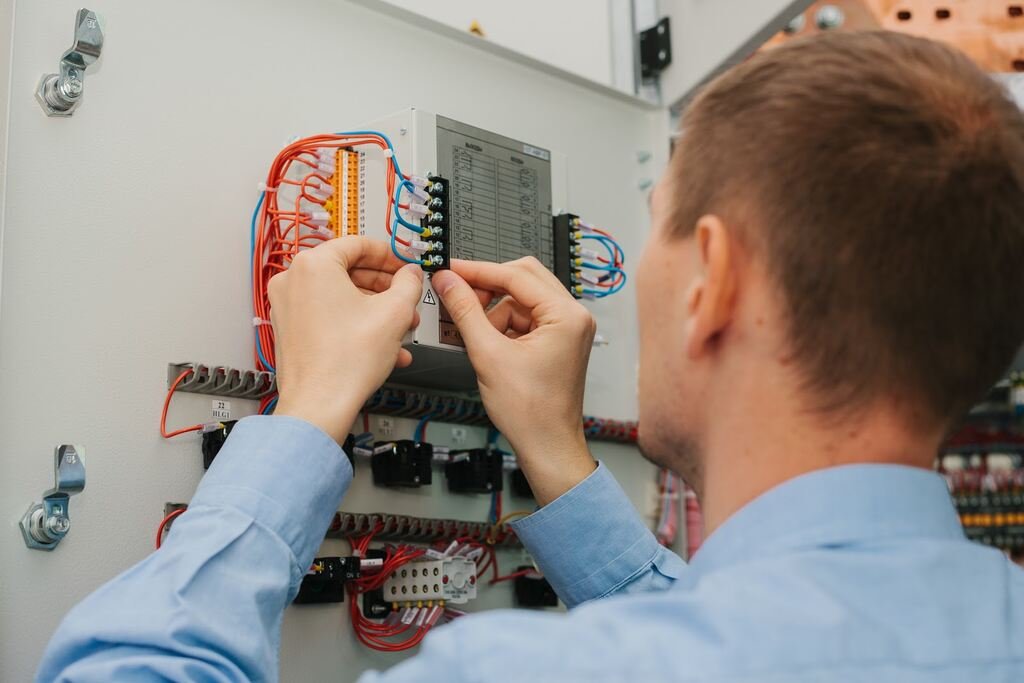 Ensure Proper Installation of Electric Wire Connectors Terminals
