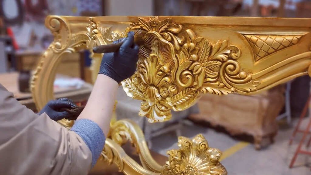 How to Create a Vintage Gold Finish On Modern Furniture