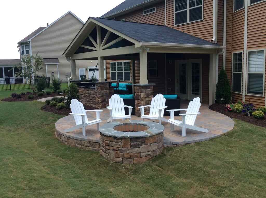 Benefits of Owning an Outdoor Fireplace for Your Home