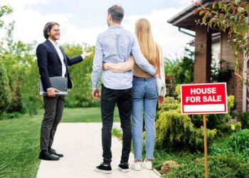 Home for Sale with an Agent’s Help